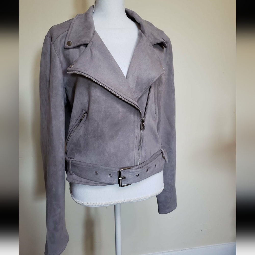 PrettyLittleThing Biker Jacket